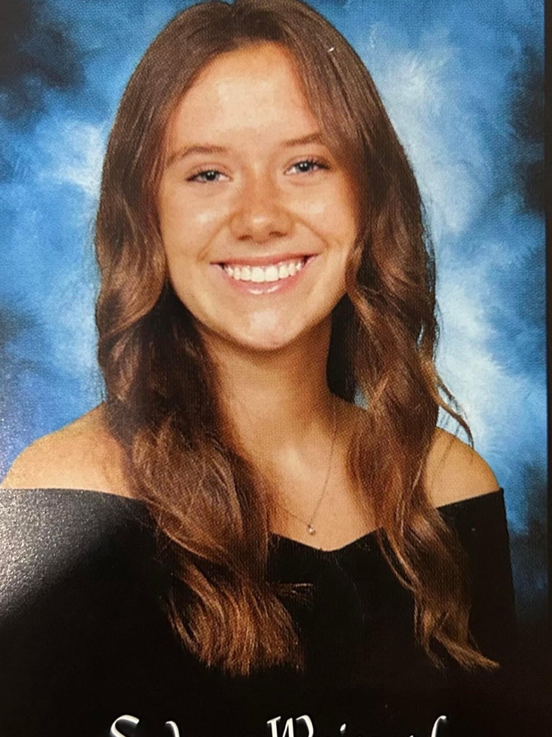 Sydney Weiscopf senior portrait